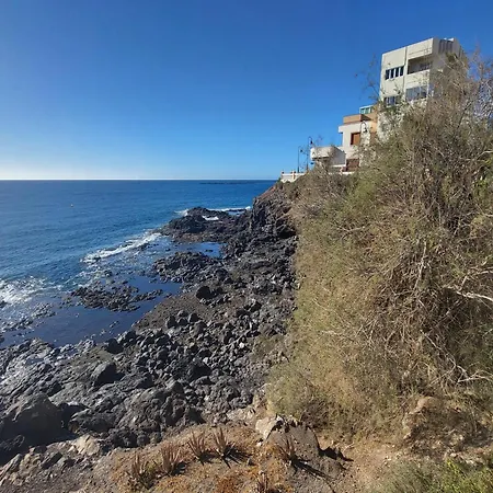 Casa de Férias Beachfront House In Near Playa Melenara *
